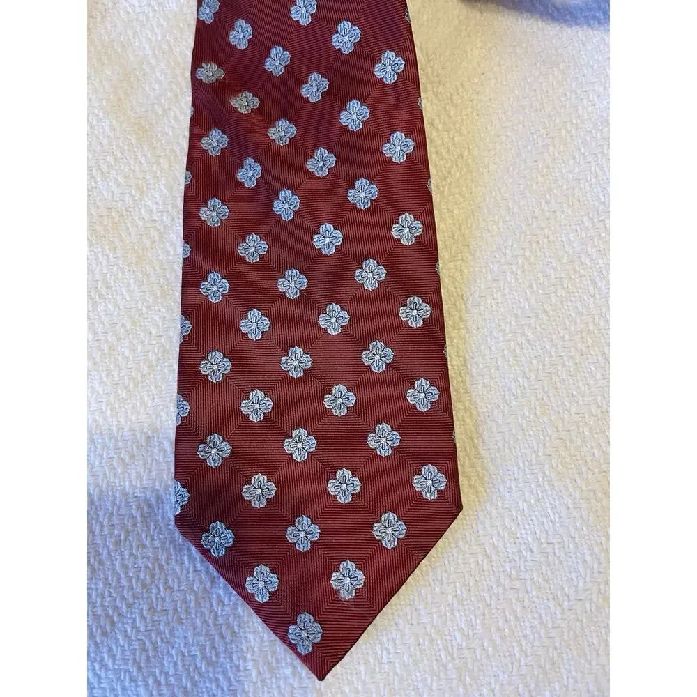 NWT Brooks Brothers 346 Pure Woven Italian Silk Red Blue Floral Made In USA